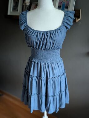 Trixxi Womens Small Dusty Blue Scoop Neck Smocked Waist Tiered Ruffle Mini Dress